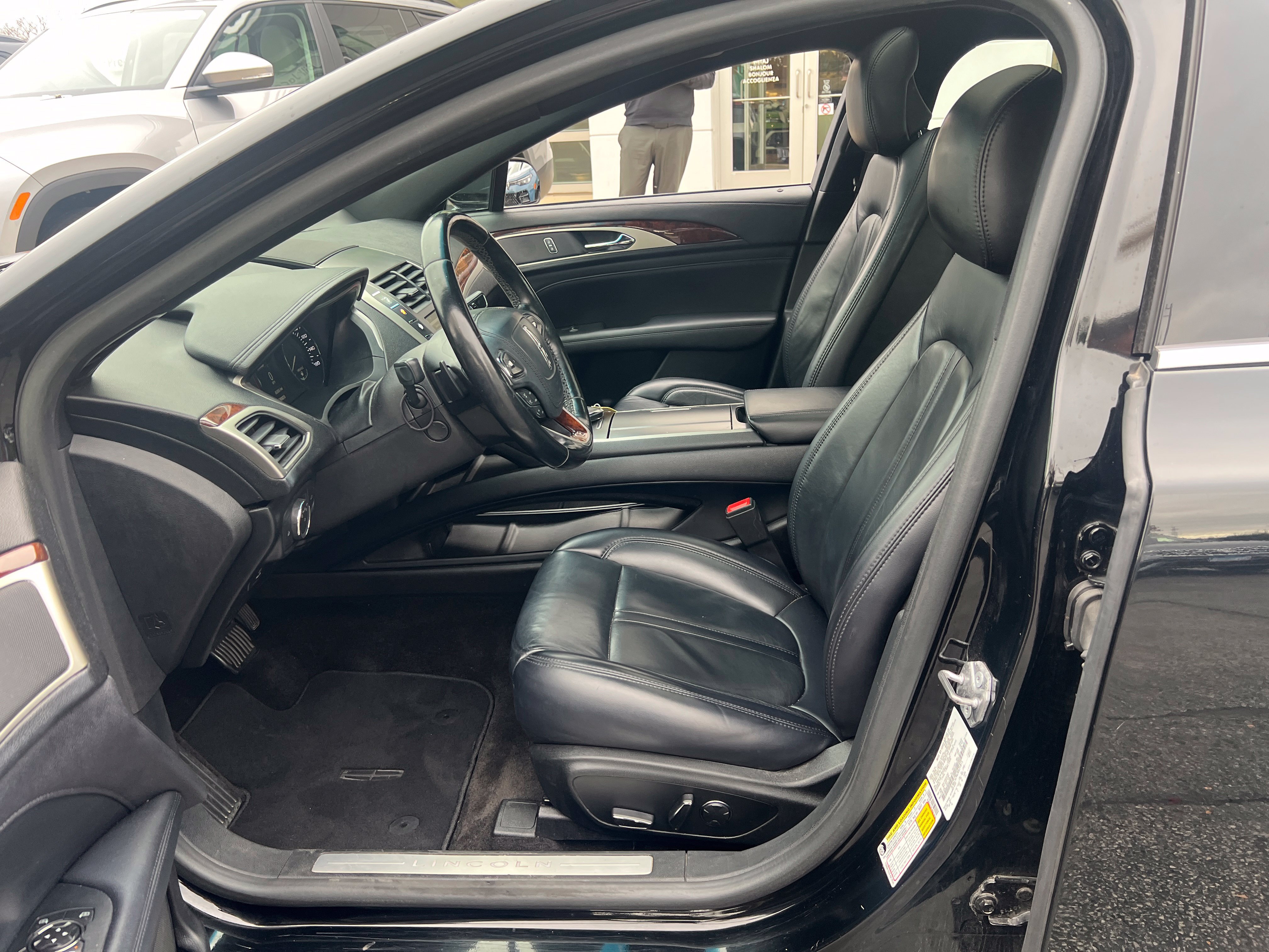 Used 2018 Lincoln MKZ Select w/ Select Plus Package FWD image 39