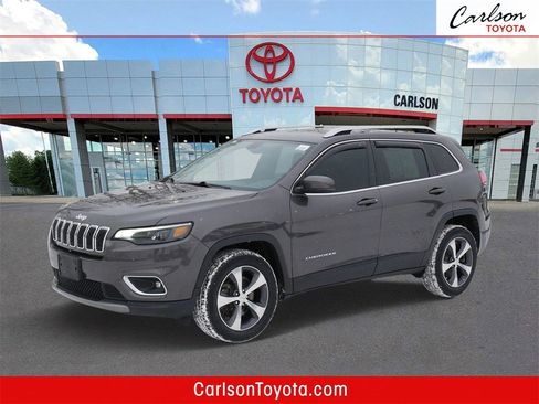 Used 2019 Jeep Cherokee Limited image 1
