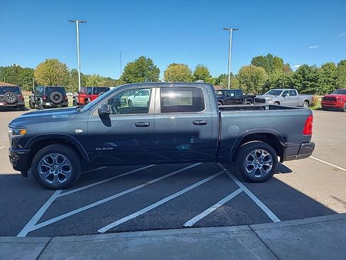 New 2026 RAM 1500 Big Horn AWD/4WD image 5