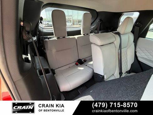 Used 2023 Mitsubishi Outlander SEL AWD/4WD image 30