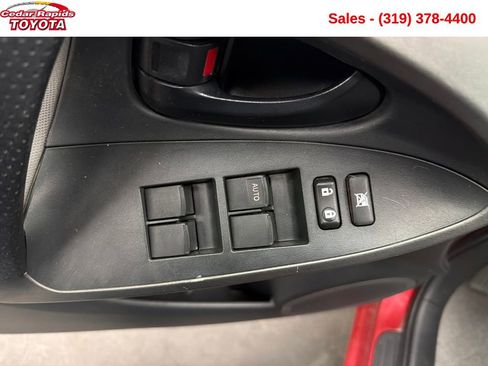 Used 2011 Toyota RAV4 4WD image 11