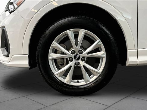 Used 2024 Audi Q3 2.0T Premium AWD/4WD image 11