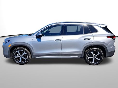 New 2025 Volkswagen Tiguan SE image 9