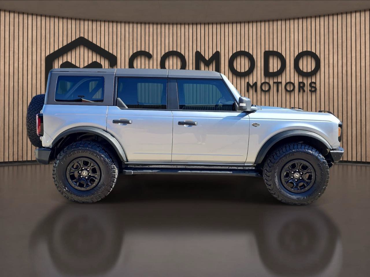 Used 2023 Ford Bronco Wildtrak AWD/4WD image 2
