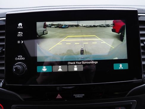 Used 2022 Honda Pilot TrailSport image 17