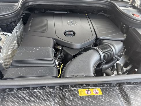 Used 2025 Mercedes-Benz GLE 350 4MATIC image 18