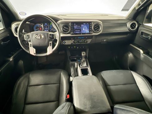Used 2023 Toyota Tacoma Limited RWD image 30