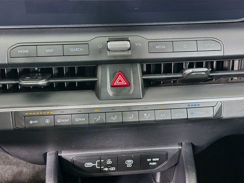 Used 2025 Kia K4 FWD image 22