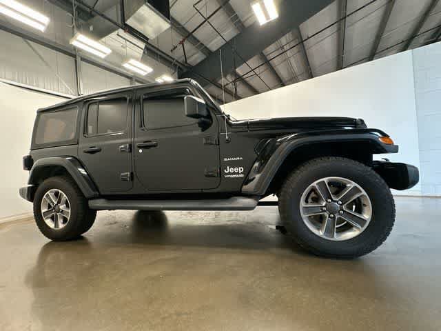 Used 2019 Jeep Wrangler Unlimited Sahara AWD/4WD image 3