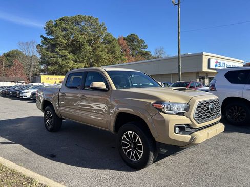 Used 2020 Toyota Tacoma 4x4 Double Cab image 3