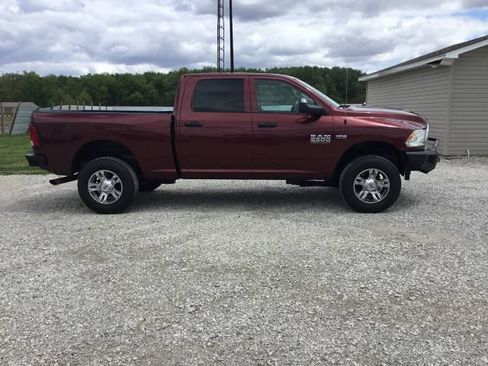 Used 2017 RAM 2500 Tradesman w/ Chrome Appearance Group AWD/4WD image 2