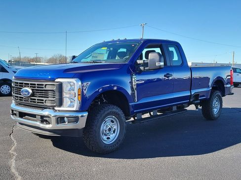New 2026 Ford F250 XL w/ XL Off-Road Package image 8