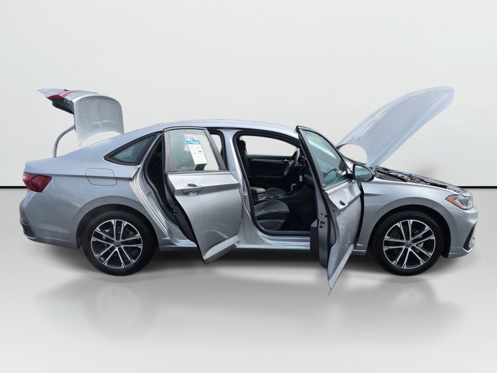 New 2026 Volkswagen Jetta Sport FWD image 9