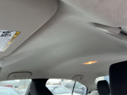 Used 2020 Toyota Corolla LE image 22