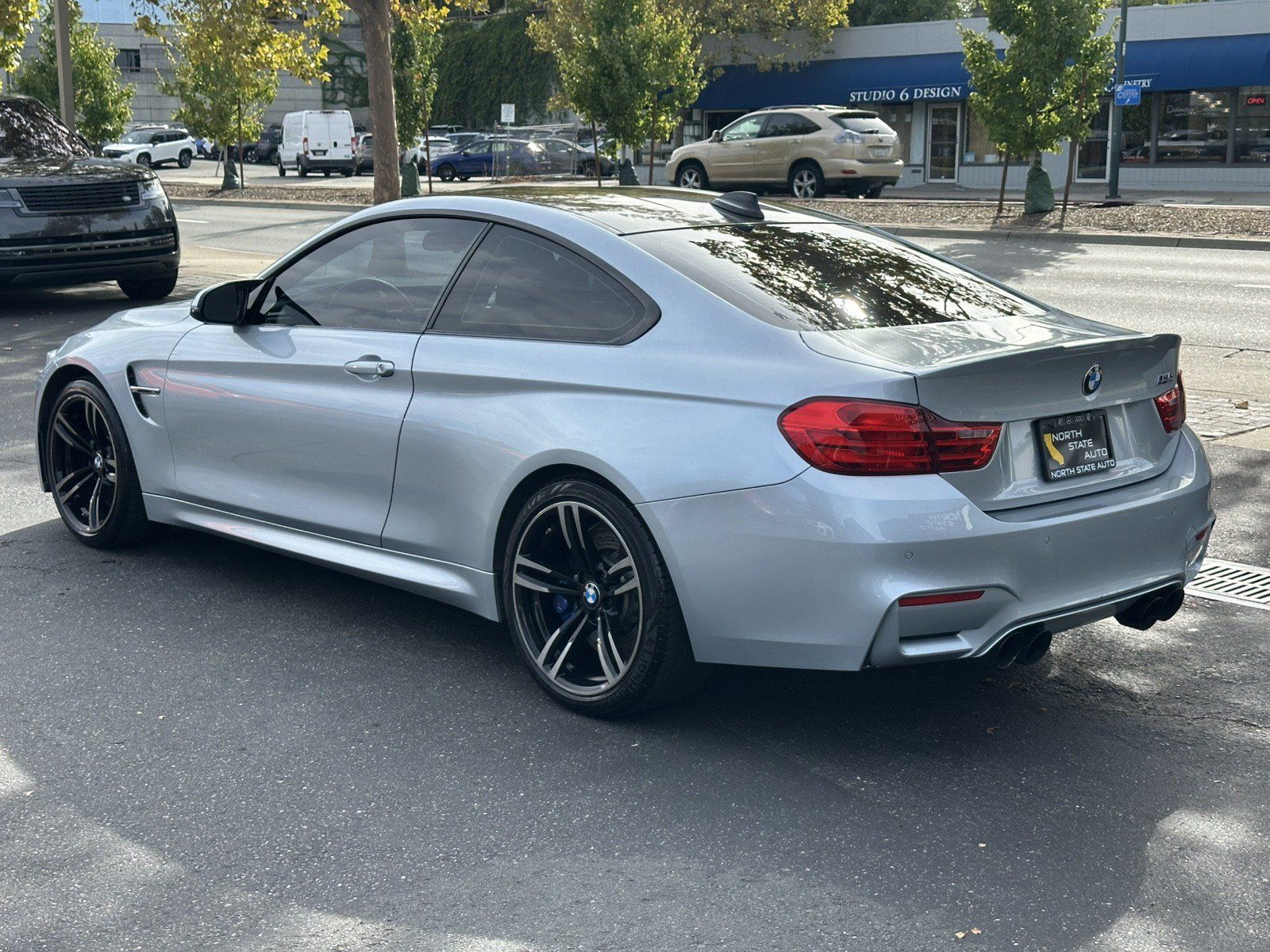 Used 2015 BMW M4 Coupe RWD image 12
