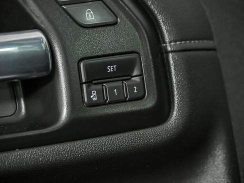 Used 2022 GMC Sierra 2500 Denali AWD/4WD image 14