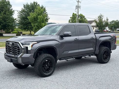 Used 2024 Toyota Tundra Platinum w/ TRD Off-Road Package AWD/4WD image 3