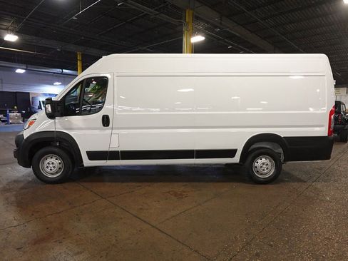 Used 2023 RAM ProMaster 3500 w/ Driver Convenience Group image 2
