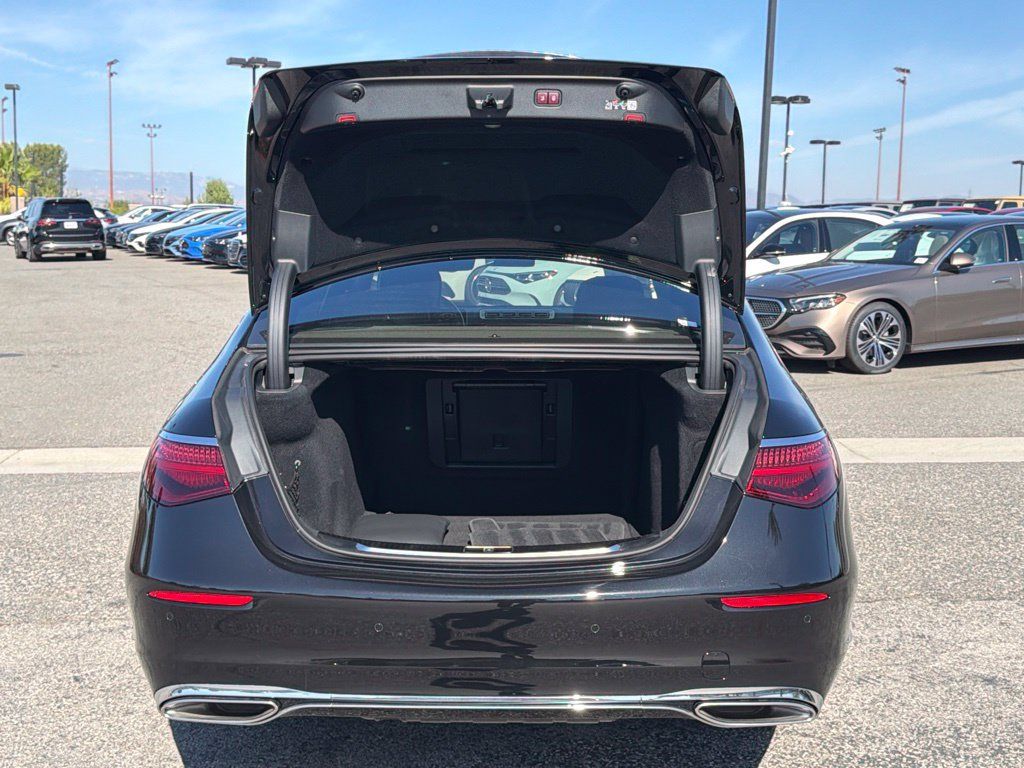 Used 2026 Mercedes-Benz S 580 4MATIC Sedan image 15