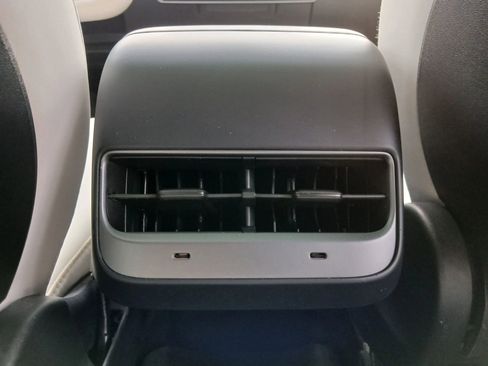 Used 2021 Tesla Model 3 Standard Range Plus RWD image 16