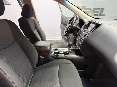 Used 2020 Nissan Pathfinder S AWD/4WD image 51