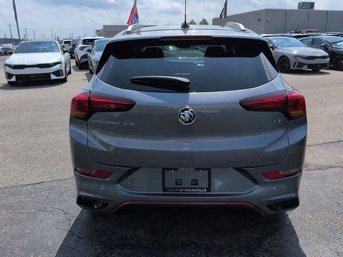 Used 2021 Buick Encore GX Essence w/ Sport Touring Package FWD image 6