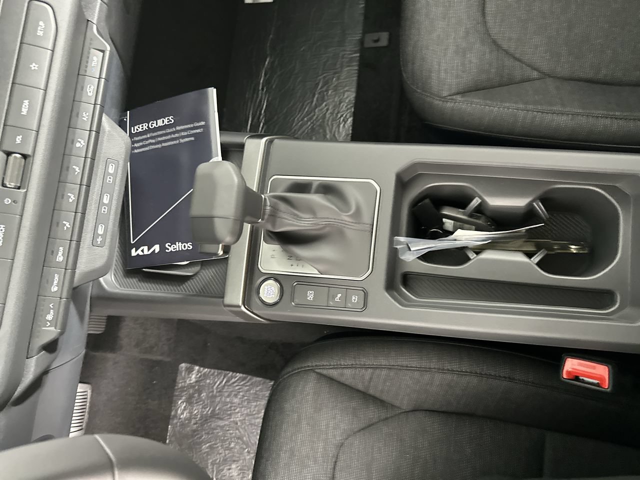 New 2027 Kia Seltos S FWD image 9