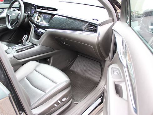 Certified 2021 Cadillac XT6 Premium Luxury AWD/4WD image 53