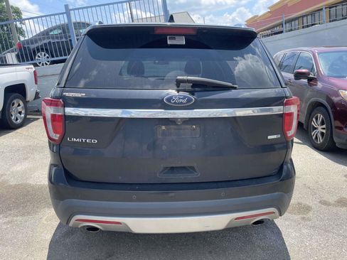 Used 2016 Ford Explorer Limited AWD/4WD image 3
