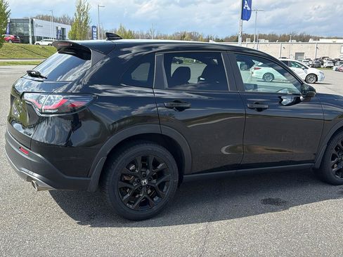 Used 2024 Honda HR-V Sport image 5