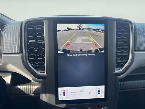 Used 2025 Ford Ranger XL w/ Trailer Tow Package image 39