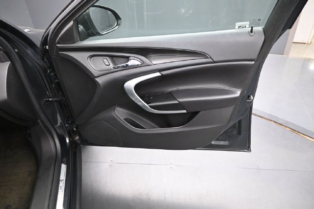 Used 2015 Buick Regal Premium FWD image 12