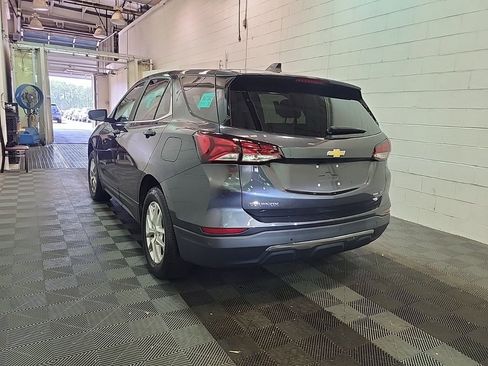 Used 2022 Chevrolet Equinox LT image 3
