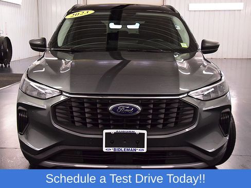 Used 2023 Ford Escape Active w/ Tech Pack #1 AWD/4WD image 2