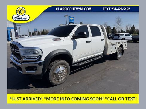 Used 2020 RAM 4500 Tradesman w/ Chrome Appearance Group AWD/4WD image 1