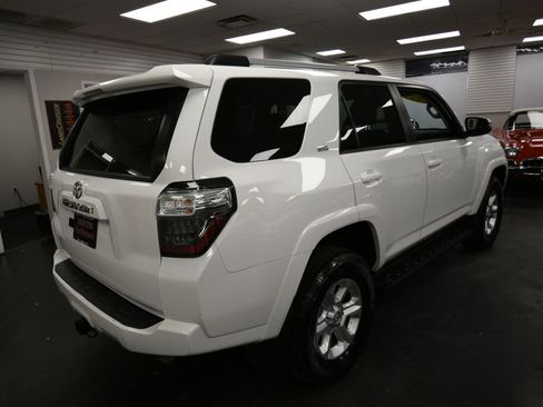 Certified 2024 Toyota 4Runner SR5 Premium image 7