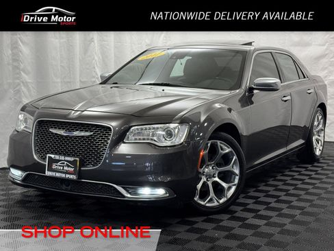 Used 2017 Chrysler 300 C Platinum w/ Safetytec Group II image 1