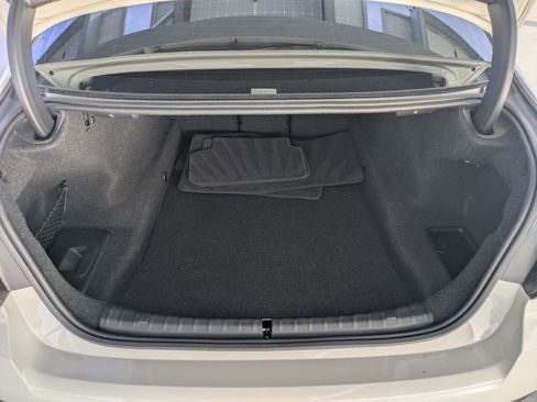 Used 2023 BMW 540i w/ M Sport Package image 6