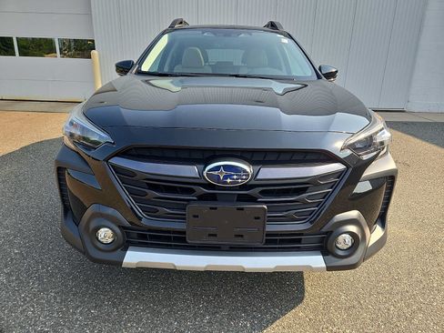 Used 2024 Subaru Outback Limited AWD/4WD image 2