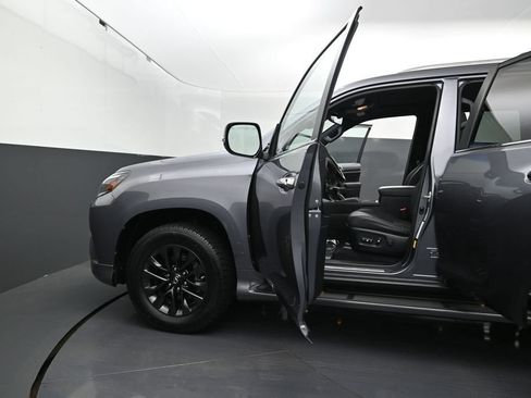 Used 2022 Lexus GX 460 Premium w/ Premium Plus Package AWD/4WD image 13