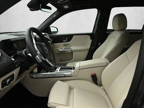 Certified 2026 Mercedes-Benz GLB 250 GLB 250 image 8