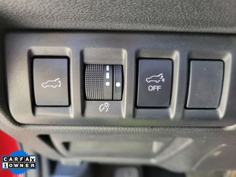 Used 2024 Subaru Outback Premium AWD/4WD image 21