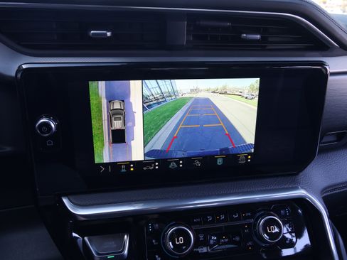 Used 2023 GMC Sierra 1500 Denali w/ Technology Package image 25