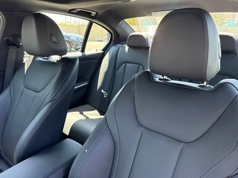 Used 2026 BMW 330i Sedan w/ Premium Package RWD image 22