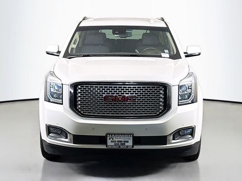 Used 2017 GMC Yukon Denali w/ Open Road Package image 2