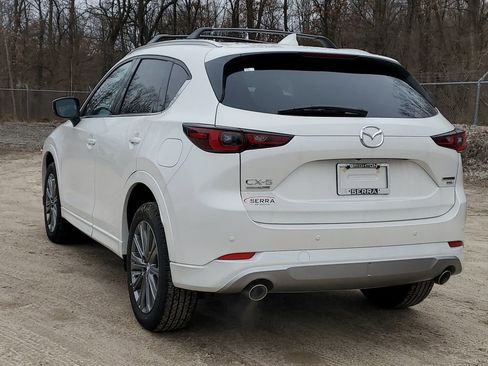 New 2025 MAZDA CX-5 Signature AWD/4WD image 2