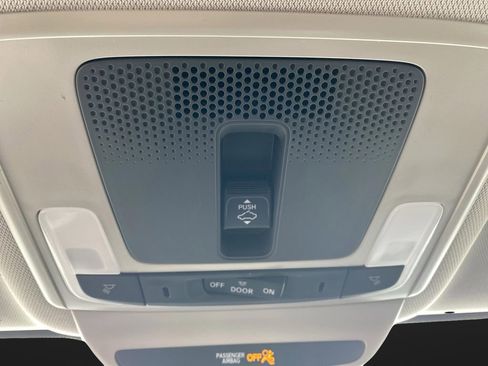 New 2026 Honda HR-V EX-L image 26