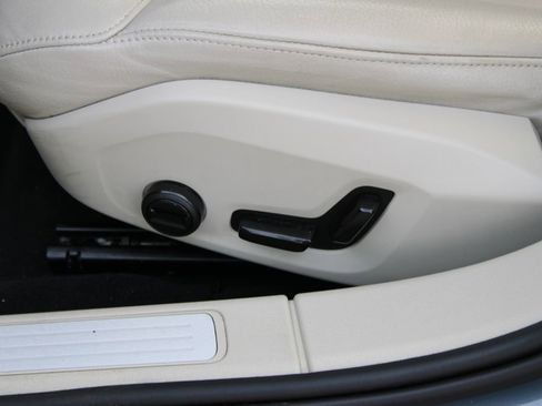 Used 2024 Volvo S60 B5 Plus image 16