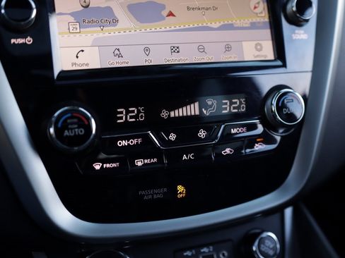 Used 2024 Nissan Murano SV image 16