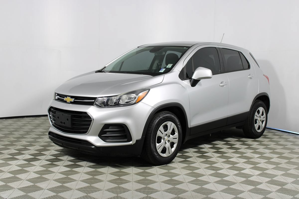 Used 2018 Chevrolet Trax LS FWD image 22